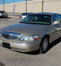 lincoln town car 2007 light french silk sedan signature limited gasoline 8 cylinders rear wheel drive automatic with overdrive 67210
