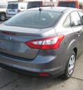ford focus 2012 gray sedan s gasoline 4 cylinders front wheel drive 6 speed automatic 62863