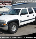 chevrolet suburban 2001 white suv 2500 ls gasoline 8 cylinders rear wheel drive automatic 77388