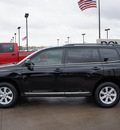 toyota highlander 2011 black suv gasoline 6 cylinders front wheel drive automatic 76018