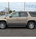 cadillac escalade 2007 brown suv gasoline 8 cylinders all whee drive automatic 76903