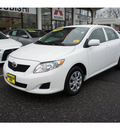 toyota corolla 2010 white sedan le gasoline 4 cylinders front wheel drive automatic 07724