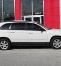 chrysler pacifica 2006 white suv touring gasoline 6 cylinders front wheel drive automatic 33884