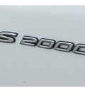 honda s2000 2004 white gasoline 4 cylinders rear wheel drive 6 speed manual 77388