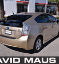 toyota prius 2011 gold hybrid hybrid 4 cylinders front wheel drive automatic 32771