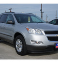 chevrolet traverse 2011 silver ls gasoline 6 cylinders front wheel drive automatic 77090