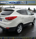 hyundai tucson 2011 white gls gasoline 4 cylinders all whee drive automatic 98632