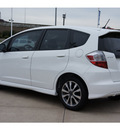 honda fit 2012 white hatchback sport gasoline 4 cylinders front wheel drive automatic 77065