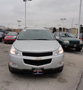 chevrolet traverse 2009 silver suv lt gasoline 6 cylinders front wheel drive automatic with overdrive 60546
