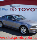 ford mustang 2007 gray coupe gt gasoline 8 cylinders rear wheel drive automatic 79925