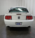 ford mustang 2007 white coupe gt premium gasoline 8 cylinders rear wheel drive automatic with overdrive 76108