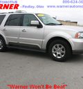 lincoln navigator 2004 gray suv 4x4 gasoline 8 cylinders 4 wheel drive automatic with overdrive 45840