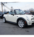 mini cooper 2006 s gasoline 4 cylinders front wheel drive 6 speed manual 08844