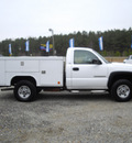gmc sierra 2500hd 2001 white pickup truck sl gasoline 8 cylinders rear wheel drive automatic 27569
