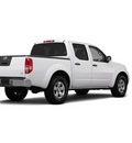 nissan frontier 2012 gasoline 6 cylinders 4 wheel drive automatic 98632