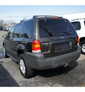 ford escape 2007 gray suv xlt gasoline 6 cylinders all whee drive automatic with overdrive 08902