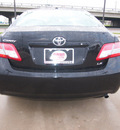 toyota camry 2010 black sedan le gasoline 4 cylinders front wheel drive automatic 75228