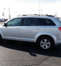 dodge journey 2009 silver suv sxt gasoline 6 cylinders front wheel drive automatic 19153
