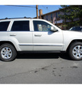 jeep grand cherokee 2009 gray suv limited gasoline 8 cylinders 4 wheel drive 5 speed automatic 08844