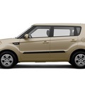 kia soul 2012 beige gasoline 4 cylinders front wheel drive not specified 44060
