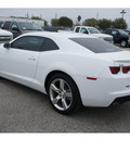 chevrolet camaro 2012 white coupe 2 lt gasoline 6 cylinders rear wheel drive automatic 77090