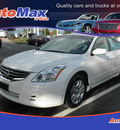 nissan altima 2011 white sedan 2 5 s gasoline 4 cylinders front wheel drive automatic 34474