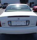 cadillac deville 2004 off white sedan gasoline 8 cylinders front wheel drive automatic 28557