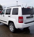 jeep liberty 2012 white suv sport gasoline 6 cylinders 4 wheel drive automatic 44024