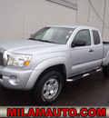 toyota tacoma 2006 silver v6 gasoline 6 cylinders 4 wheel drive automatic 98371