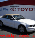 ford mustang 2006 white gasoline 6 cylinders rear wheel drive automatic 79925