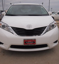 toyota sienna 2011 white van le mobility 7 passenger gasoline 6 cylinders front wheel drive automatic 75228