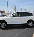 volkswagen touareg 2 2009 white suv vr6 fsi gasoline 6 cylinders all whee drive automatic 46410