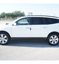 chevrolet traverse 2012 white suv lt gasoline 6 cylinders front wheel drive automatic 77090