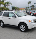 ford escape 2011 white suv xlt gasoline 4 cylinders front wheel drive automatic 91010