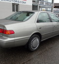 toyota camry 2000 pewter sedan le gasoline 4 cylinders front wheel drive automatic 98674