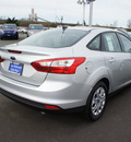 ford focus 2012 silver sedan se flex fuel 4 cylinders front wheel drive 6 speed automatic 98032