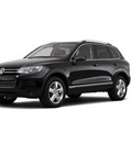 volkswagen touareg 2012 white suv tdi lux diesel 6 cylinders all whee drive automatic 56001