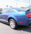 ford mustang 2006 blue coupe v6 deluxe gasoline 6 cylinders rear wheel drive automatic 32401
