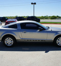 ford mustang 2008 gray coupe gasoline 6 cylinders rear wheel drive 5 speed manual 76087