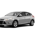 ford focus 2012 silver hatchback se flex fuel 4 cylinders front wheel drive 6 speed automatic 77388