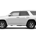 toyota 4runner 2012 white suv sr5 gasoline 6 cylinders 4 wheel drive automatic 55448