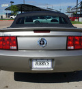 ford mustang 2008 gray gasoline 6 cylinders rear wheel drive automatic with overdrive 76087