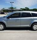 dodge journey 2009 gray suv gasoline 4 cylinders front wheel drive automatic 76087