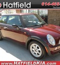 mini cooper 2003 dk red hatchback gasoline 4 cylinders front wheel drive not specified 43228