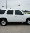 chevrolet tahoe 2010 white suv z71 flex fuel 8 cylinders 4 wheel drive automatic 76087