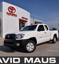 toyota tacoma 2012 white gasoline 4 cylinders 2 wheel drive automatic 32771