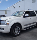 lincoln navigator 2007 white suv luxury gasoline 8 cylinders rear wheel drive automatic with overdrive 28557