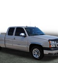 chevrolet silverado 1500 2005 silver pickup truck ls gasoline 8 cylinders rear wheel drive automatic with overdrive 77037