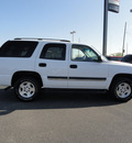chevrolet tahoe 2005 white suv gasoline 8 cylinders 4 wheel drive automatic 60915