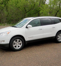 chevrolet traverse 2009 white suv lt gasoline 6 cylinders all whee drive automatic 55318